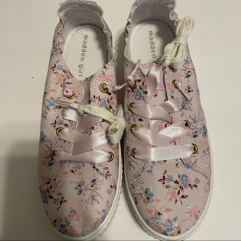 Madden Girl Marisa Floral Slip On Sneakers